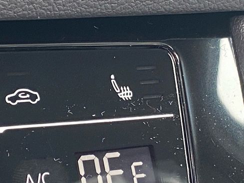 New 2026 Volkswagen Jetta Sport image 8