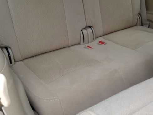 Used 2015 Nissan Pathfinder SV image 16