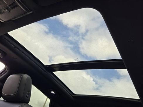 Used 2020 Cadillac XT5 Premium Luxury image 20