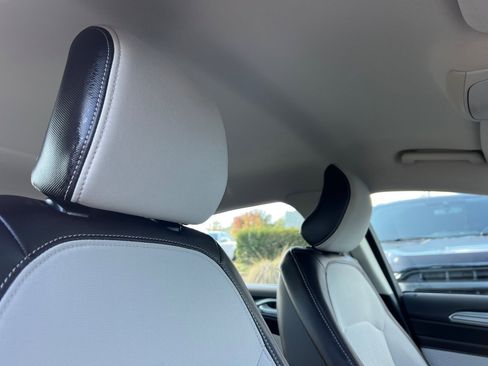 Certified 2019 Ford Fusion SE w/ Equipment Group 151A image 17