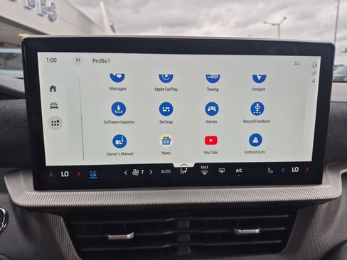 Used 2025 Ford Explorer ST image 38