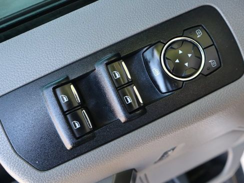Used 2017 Ford F150 XLT w/ Equipment Group 302A Luxury AWD/4WD image 27