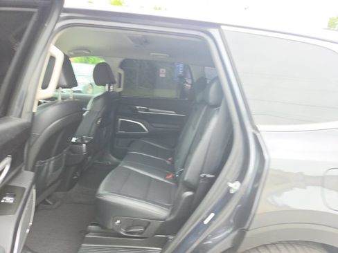 Used 2022 Kia Telluride LX AWD/4WD image 25