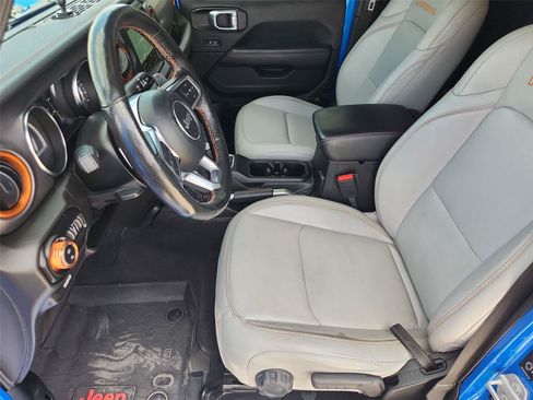 Used 2021 Jeep Gladiator Mojave AWD/4WD image 19