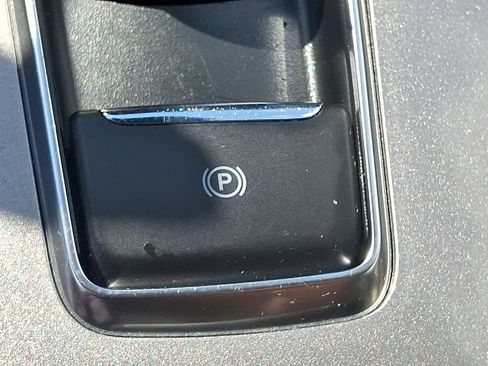 Used 2024 Ford Edge SEL AWD/4WD image 26