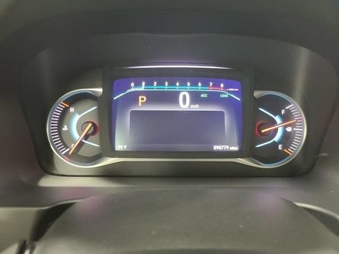 Used 2019 Honda Pilot Touring image 34