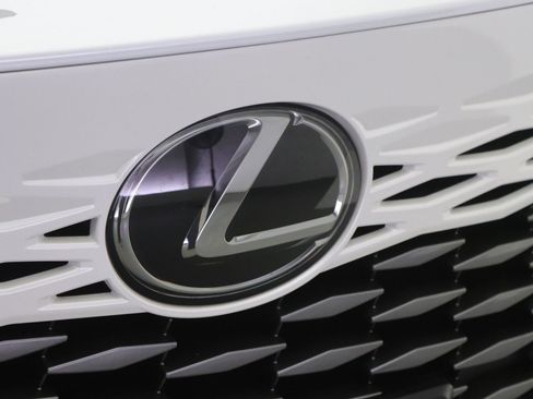 Used 2024 Lexus RX 350 FWD w/ Technology Package image 26