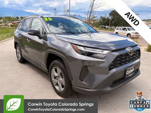 Used 2025 Toyota RAV4 XLE AWD/4WD image 1
