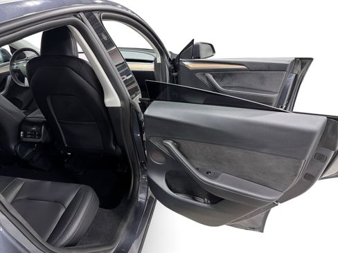 Certified 2023 Tesla Model Y Performance AWD/4WD image 12