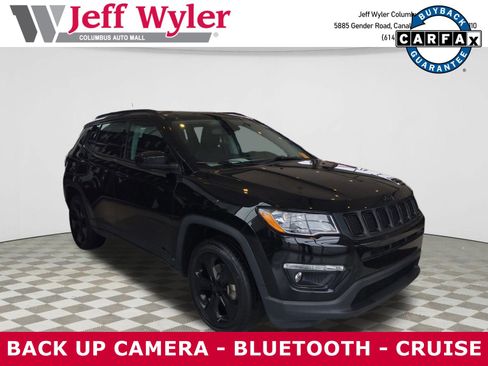 Used 2021 Jeep Compass Latitude image 1