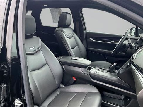 Used 2024 Cadillac XT5 Premium Luxury image 7