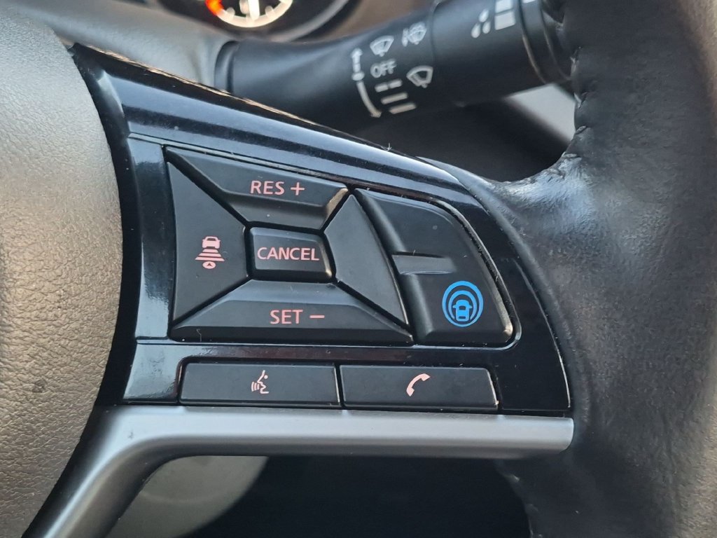 Used 2024 Nissan Altima 2.5 SV w/ SV Premium Package AWD/4WD image 16