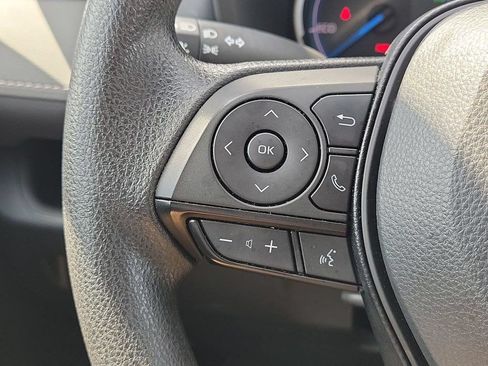 Certified 2024 Toyota RAV4 LE AWD/4WD image 9