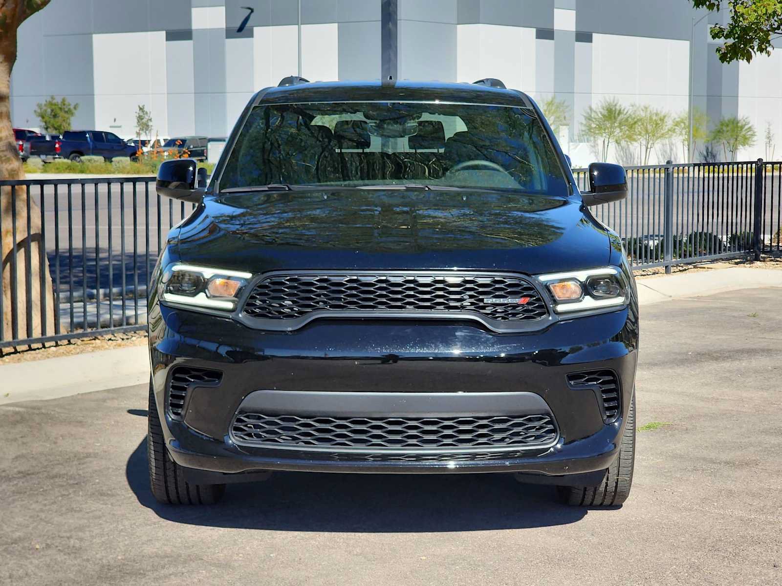 Used 2025 Dodge Durango GT w/ Blacktop Package AWD/4WD image 3