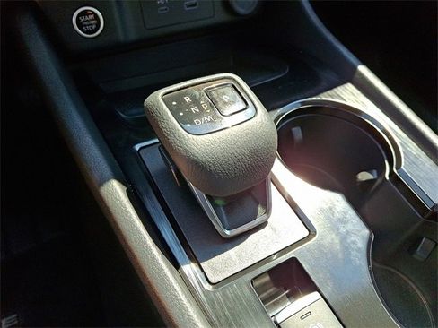 Used 2023 Nissan Rogue SV w/ SV Premium B Package image 16