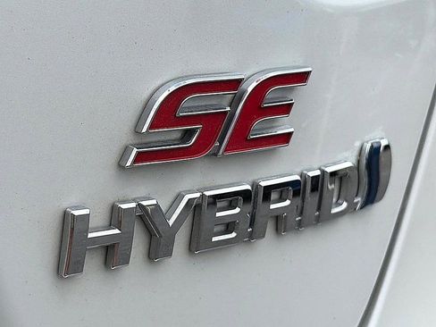 Used 2024 Toyota Corolla SE FWD image 29