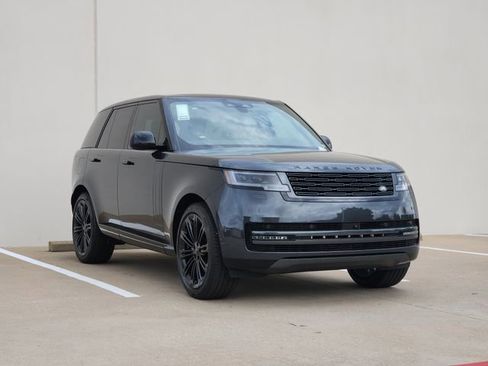 New 2026 Land Rover Range Rover SE image 2