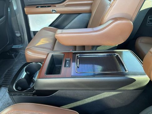 Used 2022 Lincoln Aviator Reserve w/ Equipment Group 201A image 42