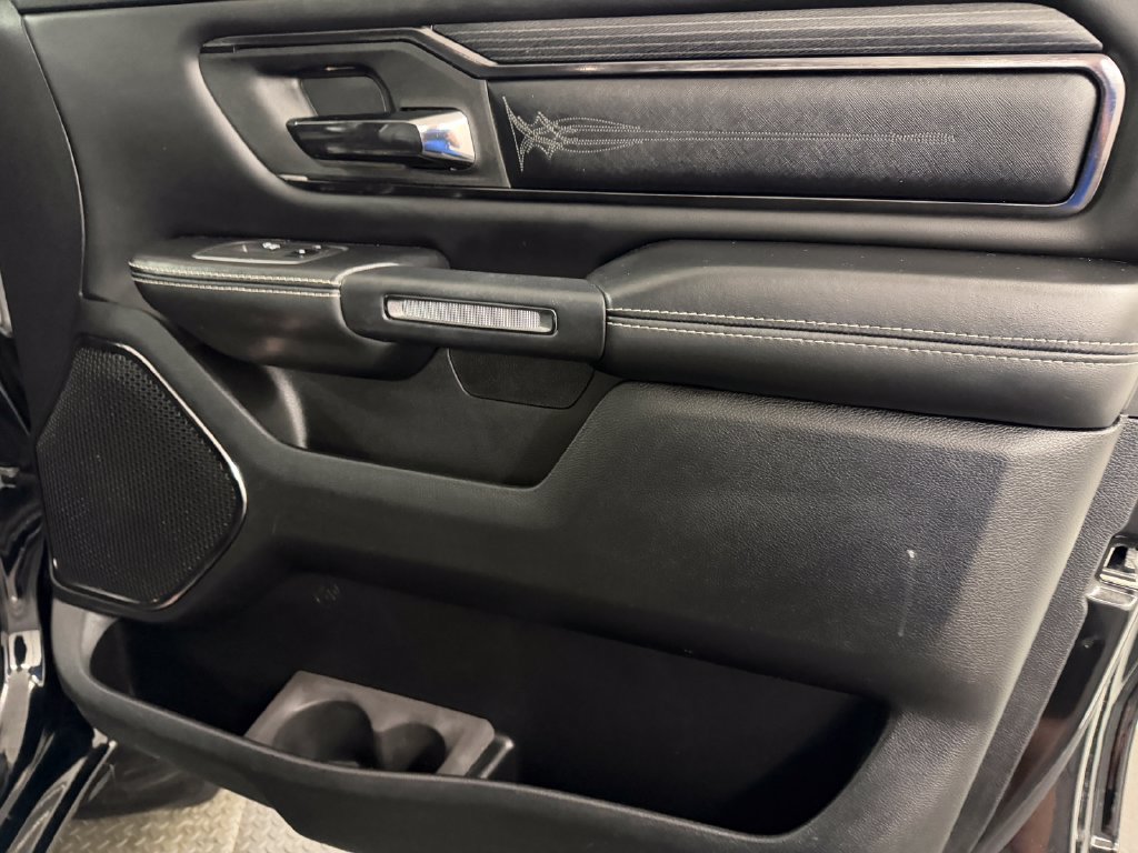 Used 2022 RAM 1500 Limited w/ Body-Colour Bumper Group AWD/4WD image 35
