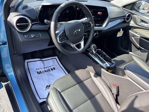 New 2026 Chevrolet Trax ACTIV w/ Driver Confidence Package image 11