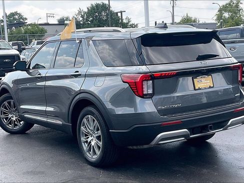 Certified 2026 Ford Explorer Platinum AWD/4WD image 10