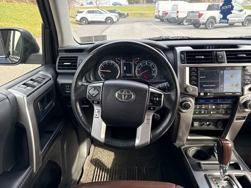 Used 2023 Toyota 4Runner Limited image 19