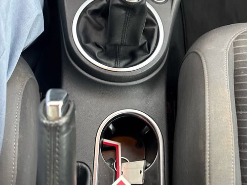 Used 2013 Volkswagen Beetle 2.0T FWD image 10