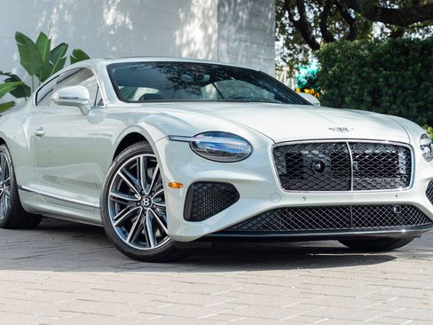 Used 2026 Bentley Continental GT AWD/4WD image 38