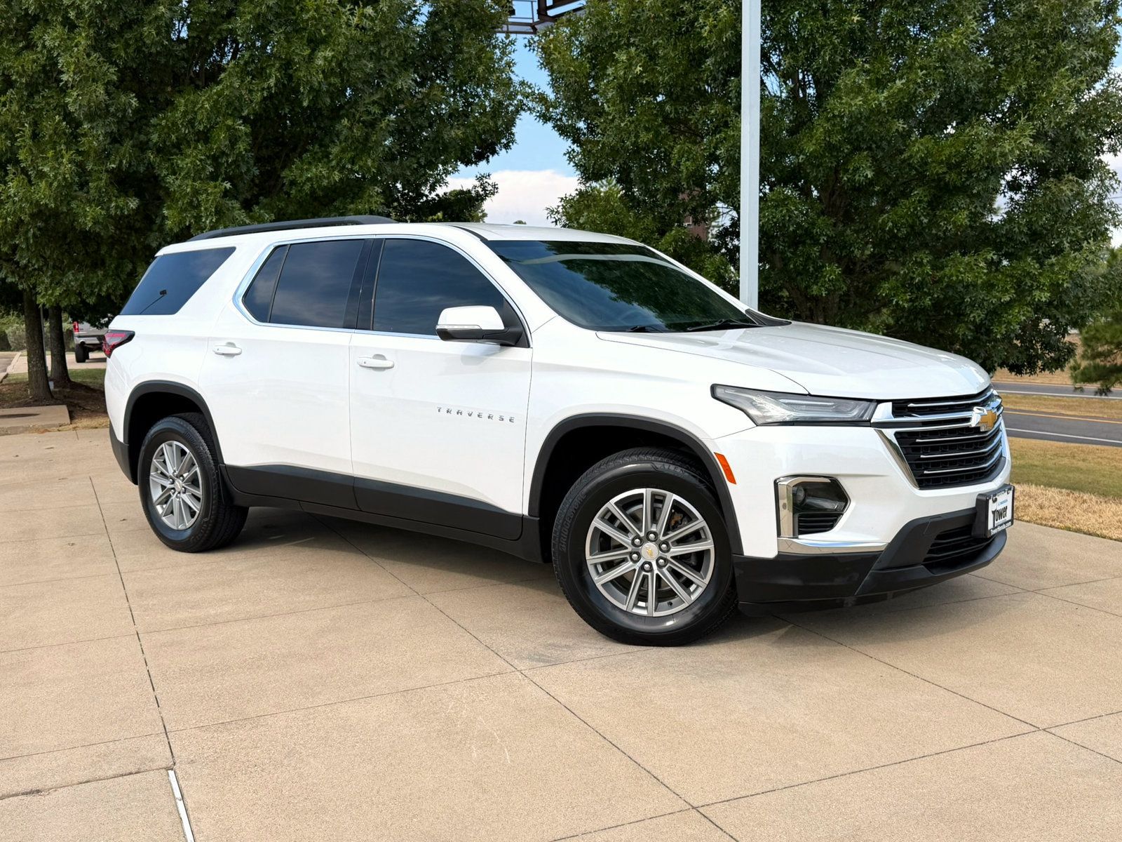 Used 2023 Chevrolet Traverse LT FWD 360° Tour