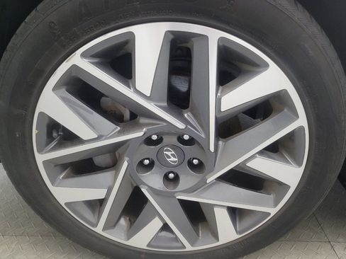 Used 2021 Hyundai Santa Fe Calligraphy AWD/4WD image 31