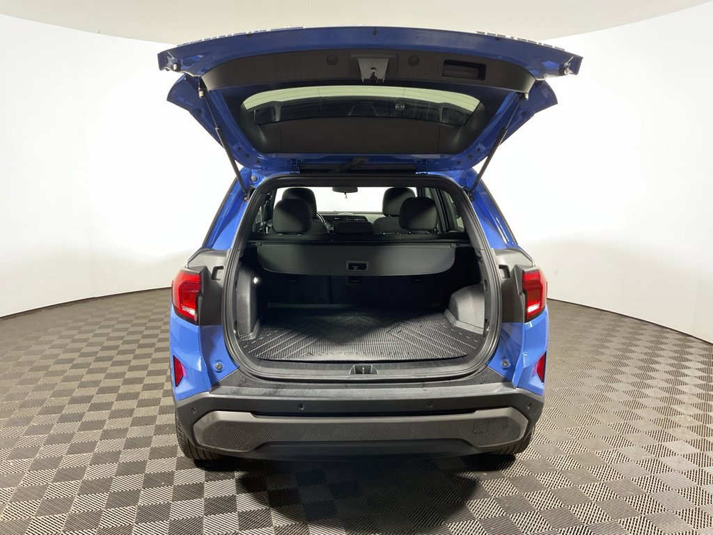 Used 2025 GMC Terrain Elevation AWD/4WD image 15