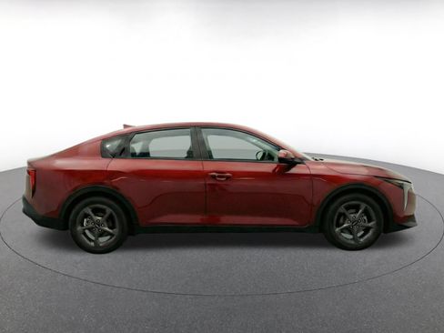 Used 2025 Kia K4 FWD image 10