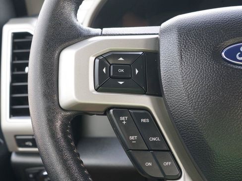 Used 2020 Ford F150 Lariat AWD/4WD image 17