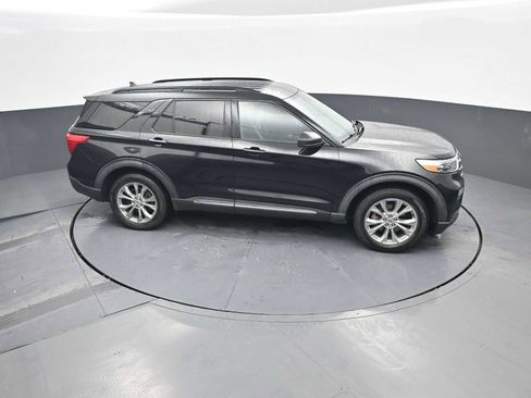 Used 2021 Ford Explorer XLT w/ Equipment Group 202A image 36