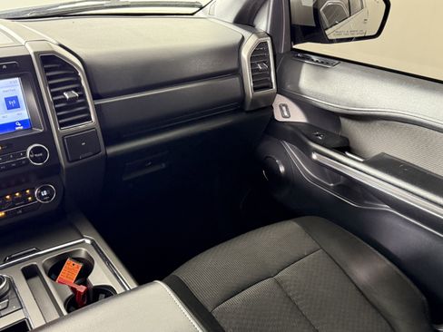 Certified 2020 Ford Expedition XLT image 13