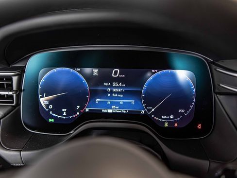 New 2025 Maserati Grecale Modena image 23