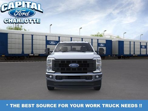 New 2026 Ford F250 XL w/ XL Chrome Package AWD/4WD image 6