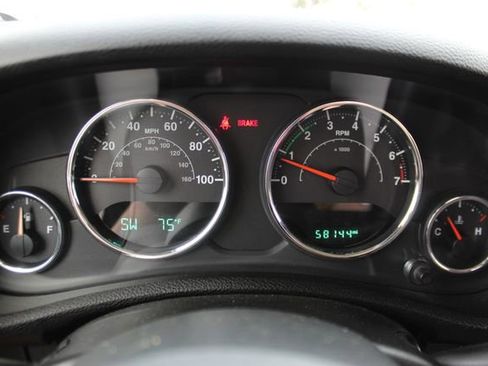 Used 2015 Jeep Wrangler Sport w/ Trailer Tow Group AWD/4WD image 14