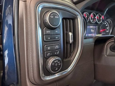 Used 2021 Chevrolet Silverado 2500 LTZ w/ LTZ Convenience Package AWD/4WD image 11