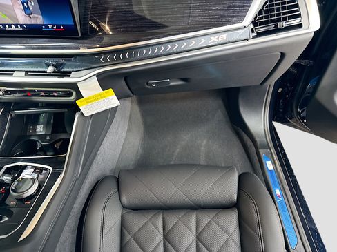 New 2026 BMW X6 xDrive40i w/ Executive Package image 17