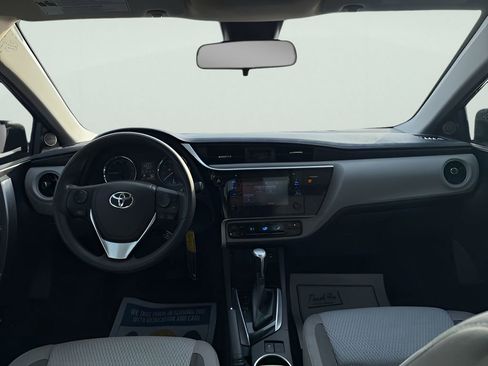 Used 2017 Toyota Corolla L image 13