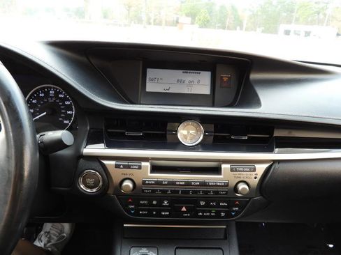 Used 2014 Lexus ES 350 image 50