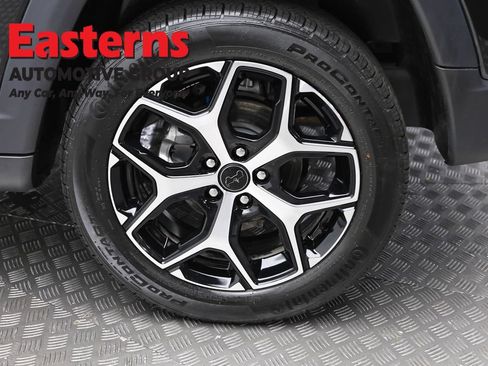 Used 2025 Jeep Compass Limited AWD/4WD image 8