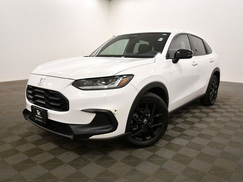 Certified 2024 Honda HR-V Sport image 2