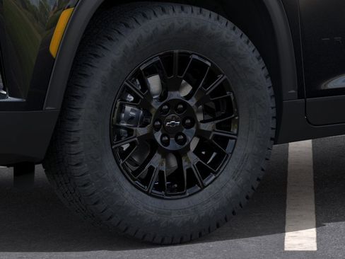 New 2026 Chevrolet Traverse Z71 image 9