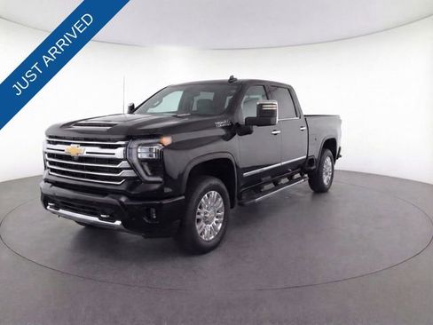 Used 2024 Chevrolet Silverado 2500 High Country w/ High Country Premium Package image 1