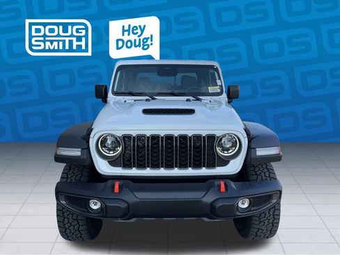 New 2026 Jeep Gladiator Mojave image 8