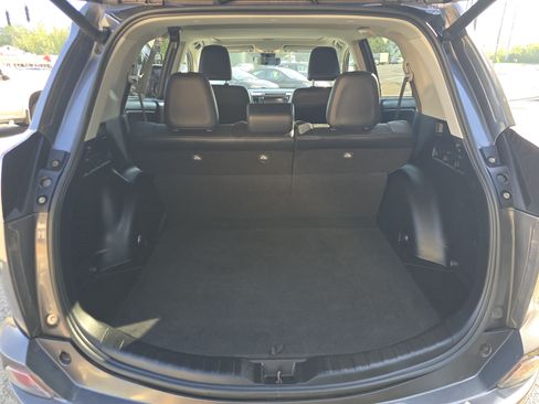 Used 2016 Toyota RAV4 Limited AWD/4WD image 17
