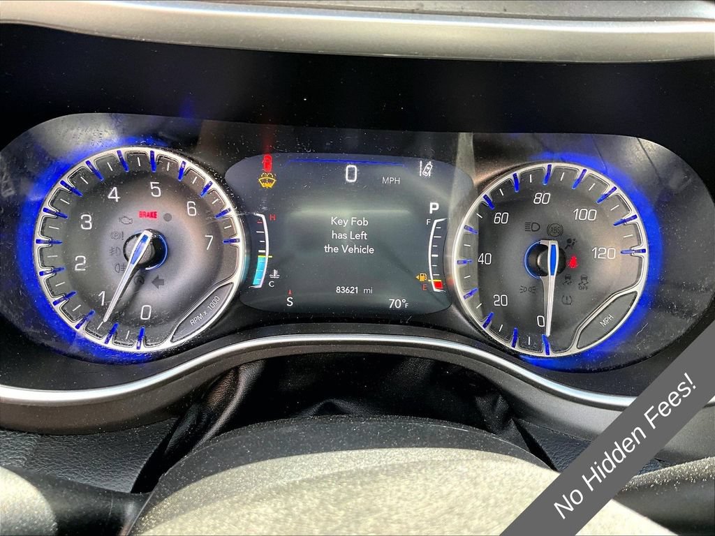 Used 2024 Chrysler Pacifica Touring-L FWD image 17