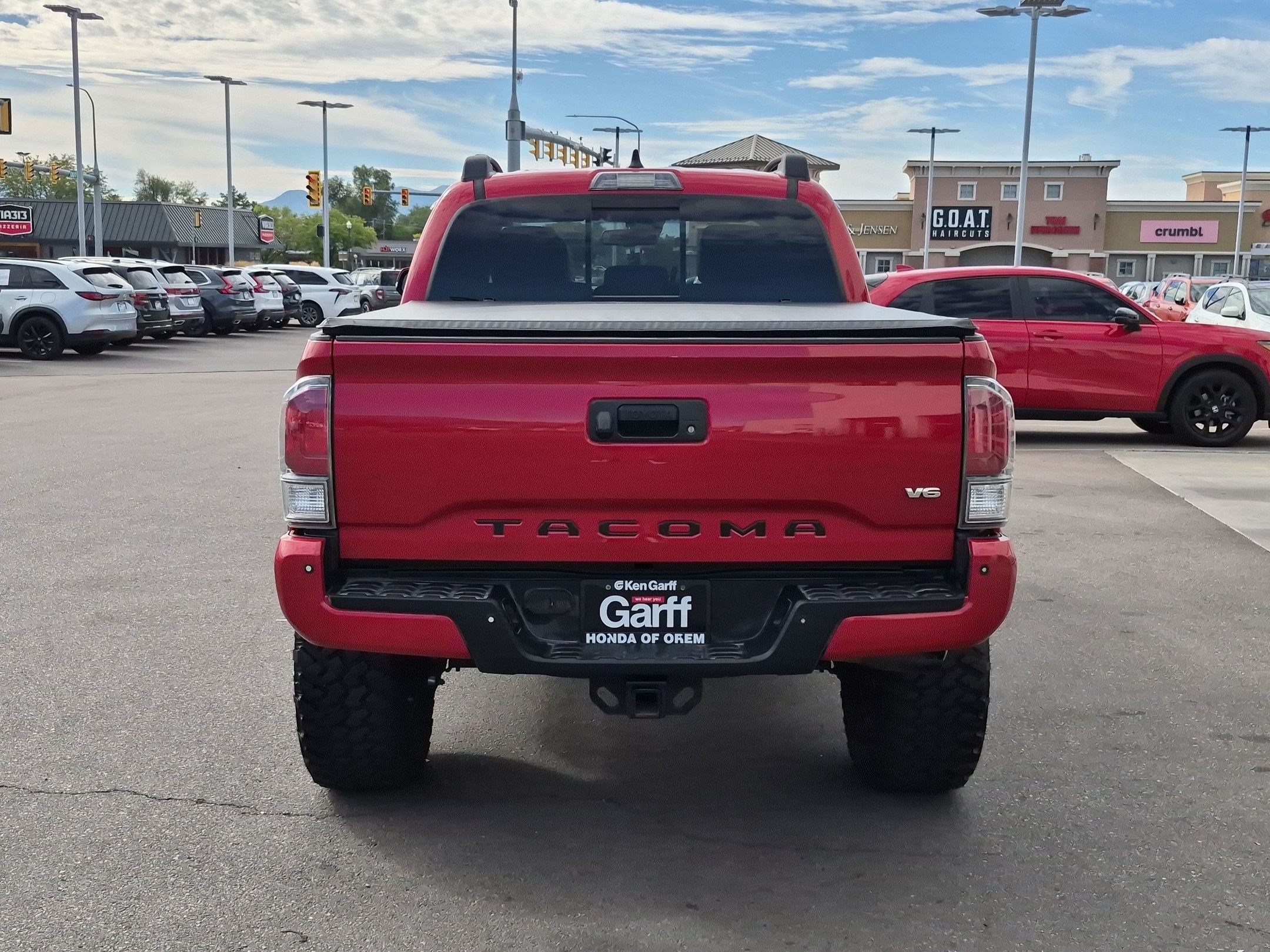 Used 2020 Toyota Tacoma TRD Off-Road w/ Technology Package AWD/4WD image 7